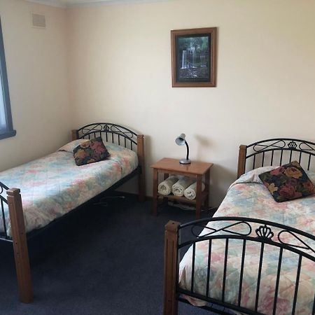 Waratah Falls Holiday Unit Экстерьер фото